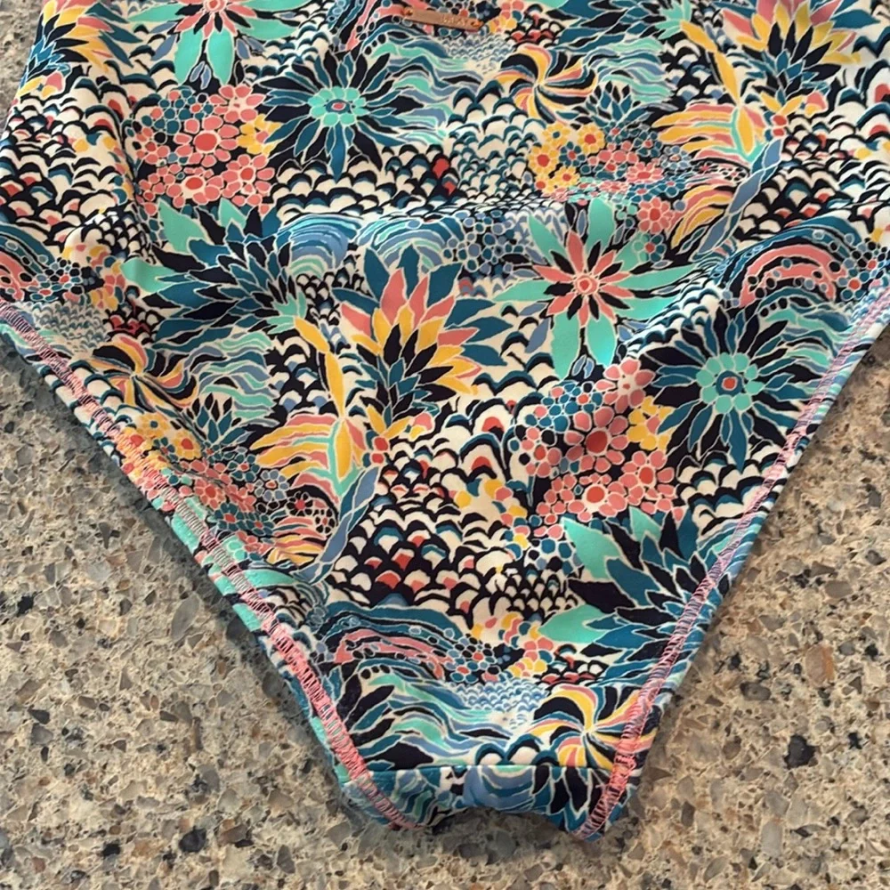 Girls 8 Roxy Floral Rashguard Swimsuit - Picture 7 of 9